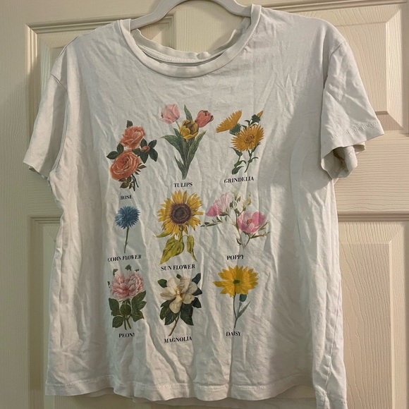 Fifth Sun Floral Tee - Picture 1 of 3